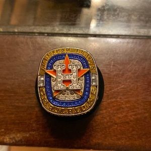 Michael Brantley Astro rings